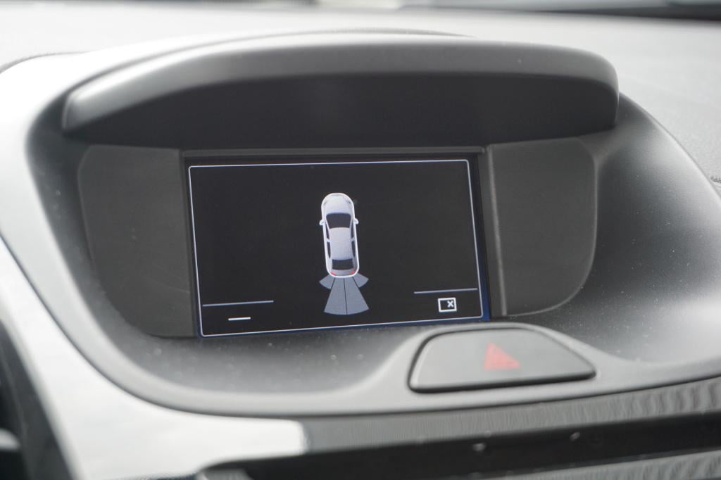 Ford KA ka+ 1.2 trend ultimate airco / cruise / parkeers. / bt / trekhaak /