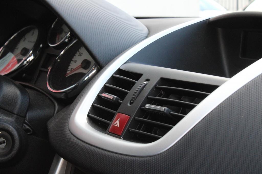 Peugeot 207 sw 1.4 vti xs