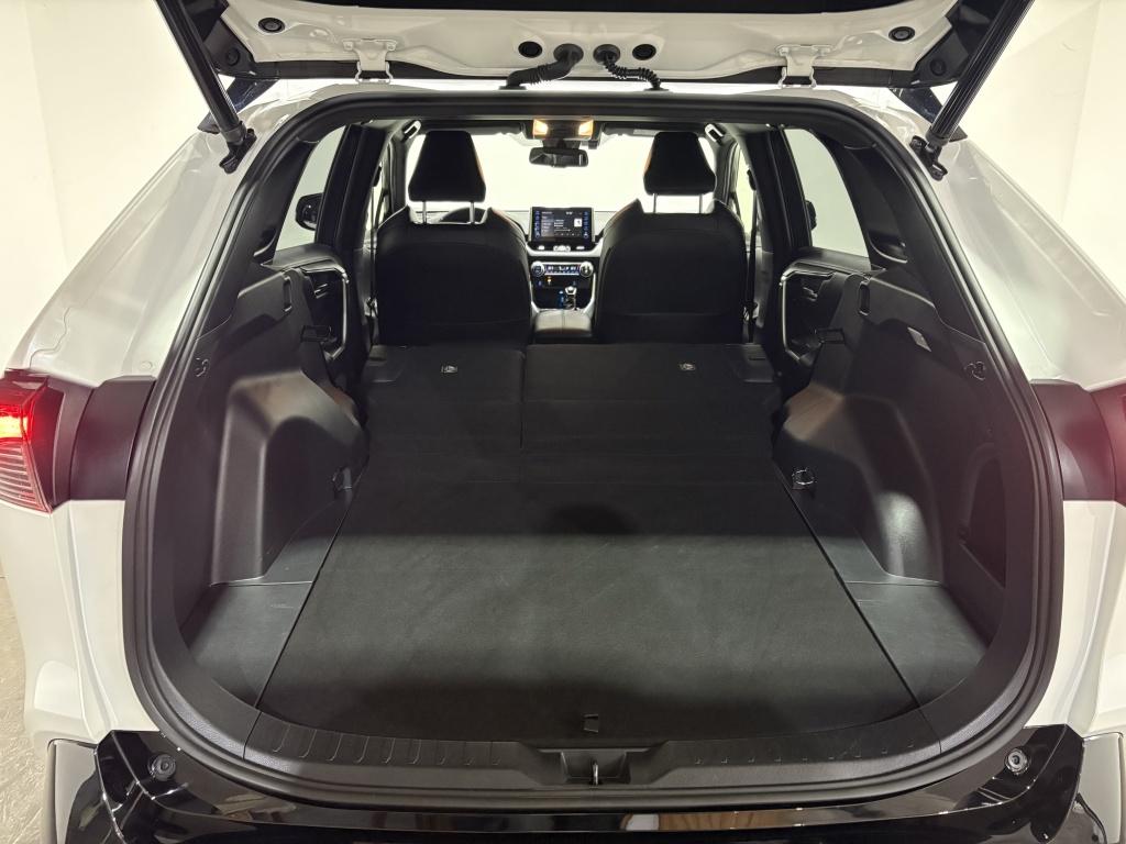 Toyota Rav4 2.5 hybrid awd style