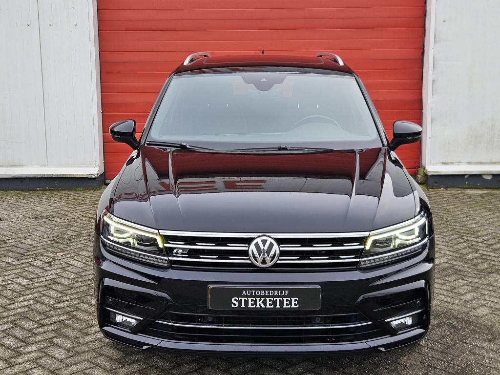 Volkswagen Tiguan 1.5 tsi act highline business r-line | pano | acc