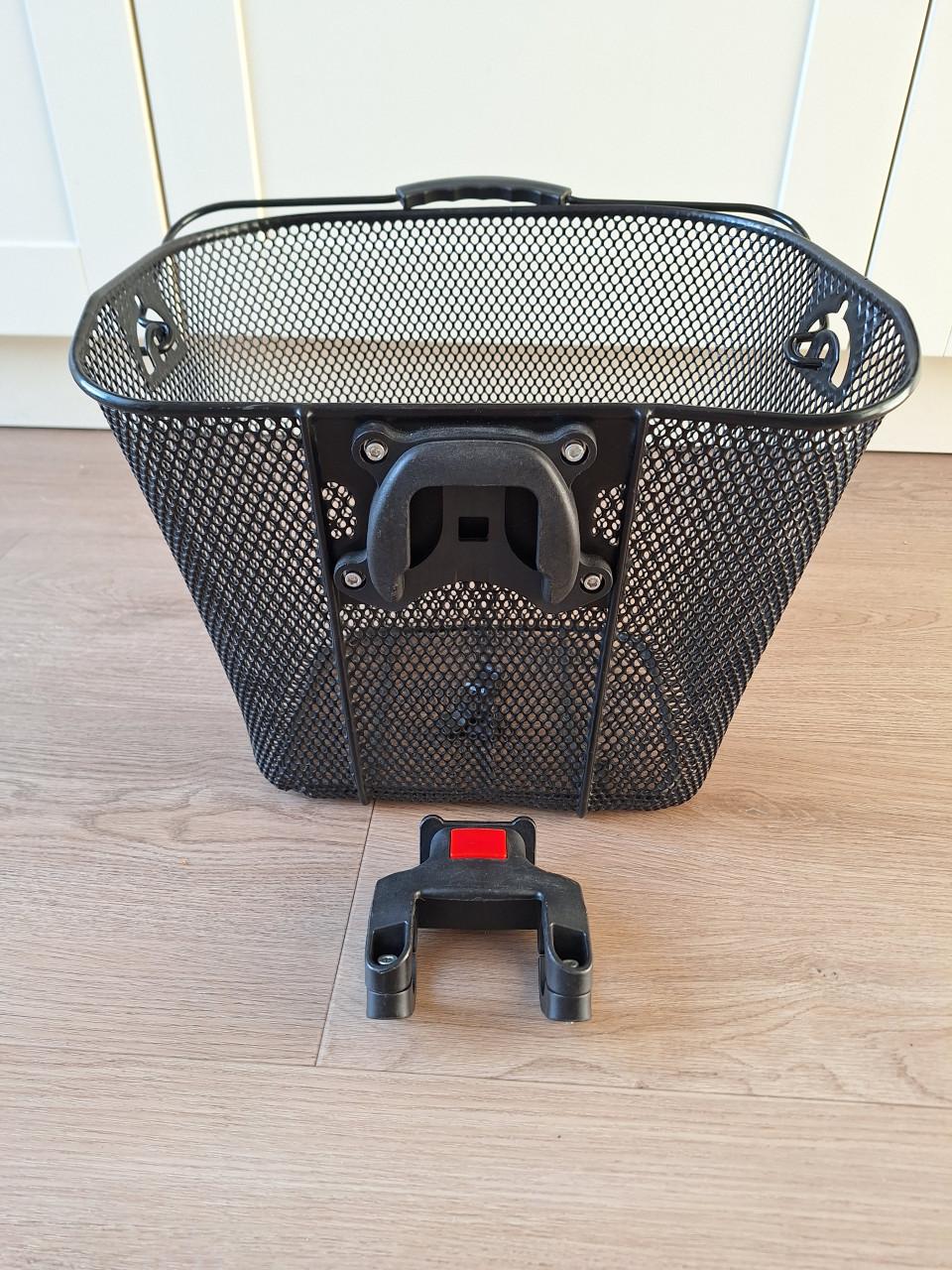 Draadmand voor aan het stuur.