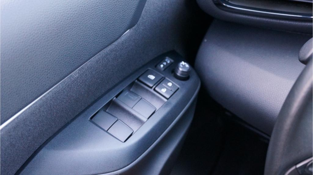 Toyota Yaris Cross 1.5 hybrid 115 dynamic rijklaar incl garantie