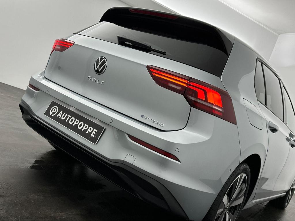 Volkswagen Golf golf life edition 204 pk plug in hybride