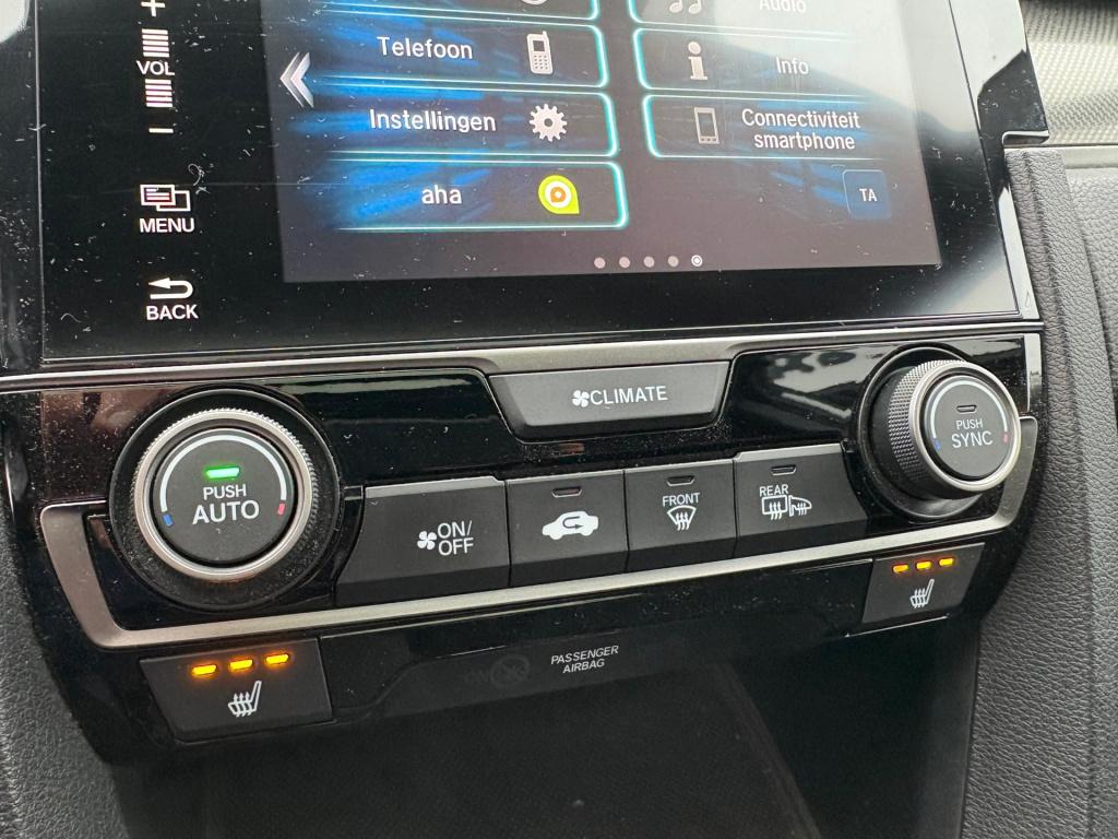 Honda Civic 1.0 i-vtec executive