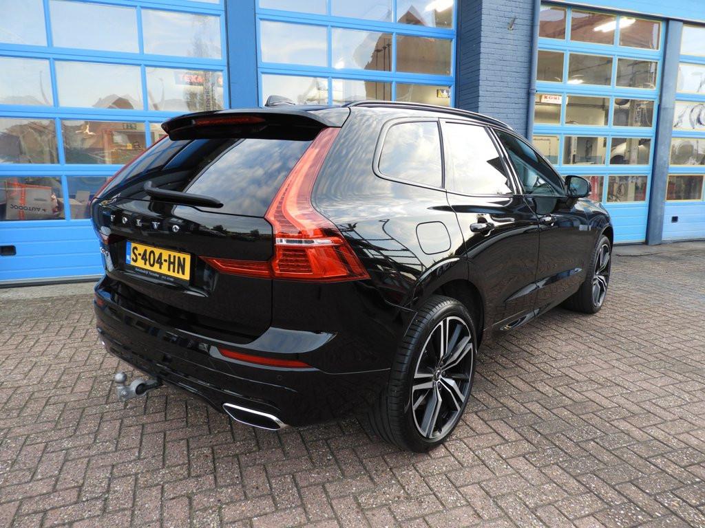 Volvo XC60 2.0 b4 inscription r-design