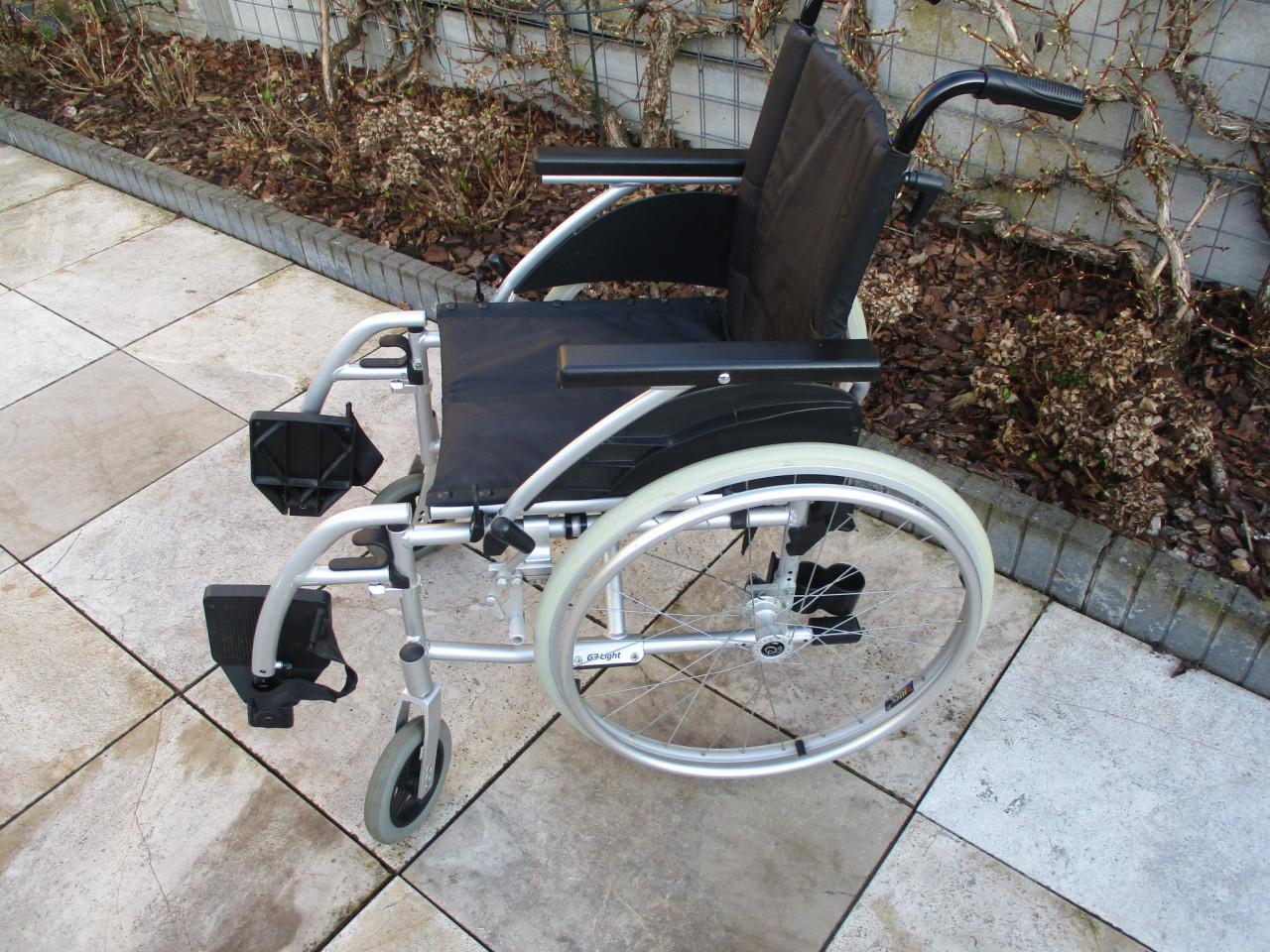 Zgan Excel G3 opvouwbare lichtgewicht rolstoel met nieuwe  anti-lekbanden