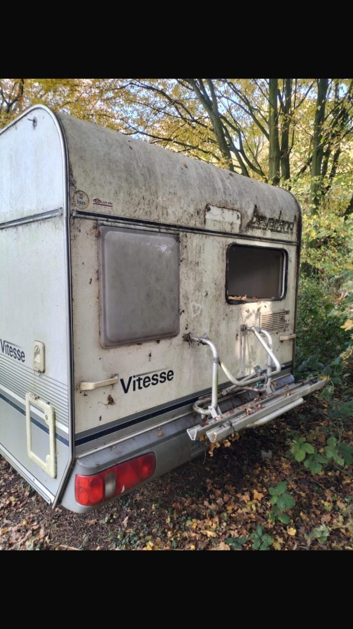 Beyerland Vitesse caravan uit 1997 |  Zwarte Cross | Keet | Onderdelen