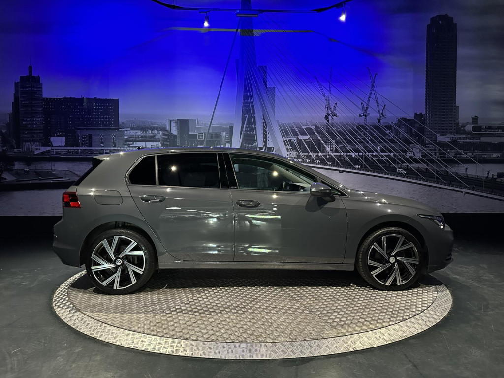 Volkswagen Golf 1.5 tsi *navi*appconnect*acc*sfeerverlichting*