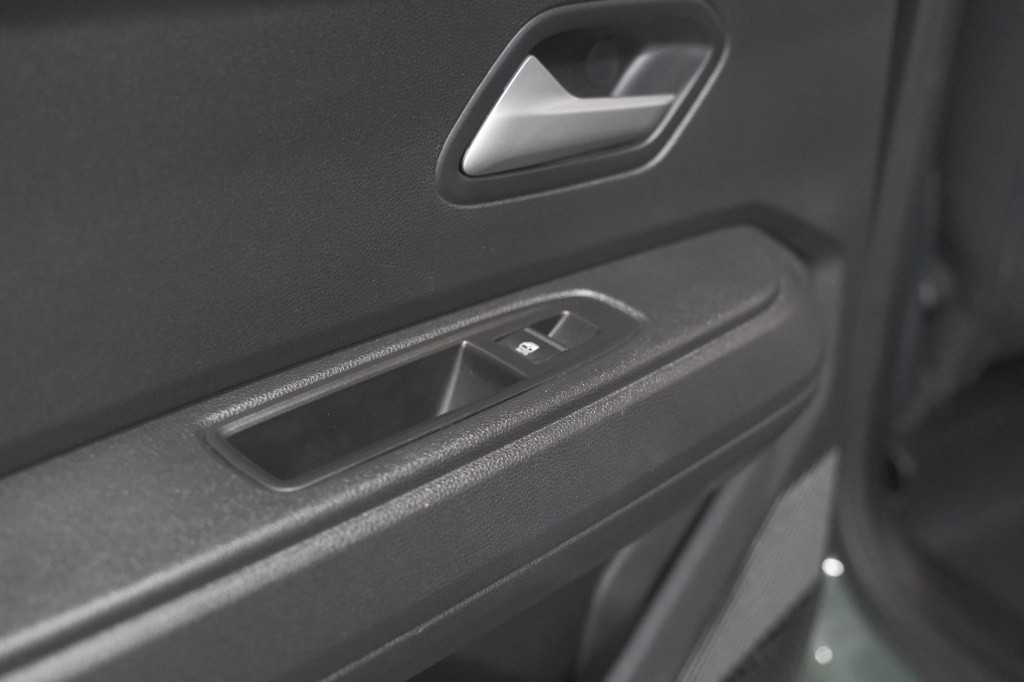 Dacia Duster mild hybrid 130 expression | camera | stoelverwarming | apple 