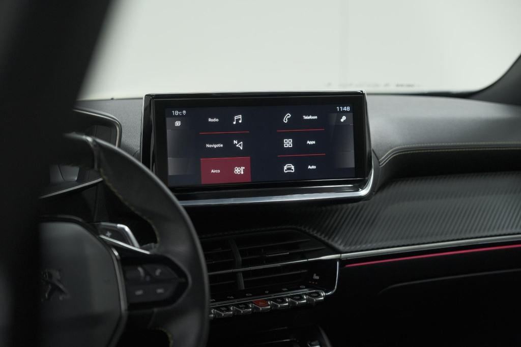 Peugeot 2008 puretech 130 eat8 gt-line | stoelverwarming | camera | dodehoe
