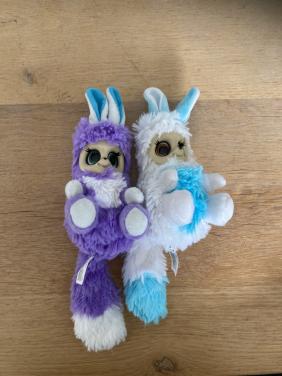 Bush Baby knuffels paars en wit