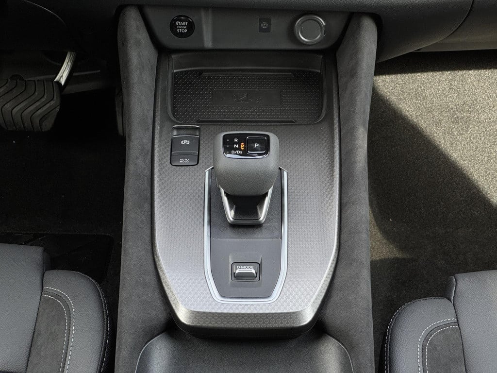 Nissan Qashqai 1.3 mhev xtronic n-design alle opties!