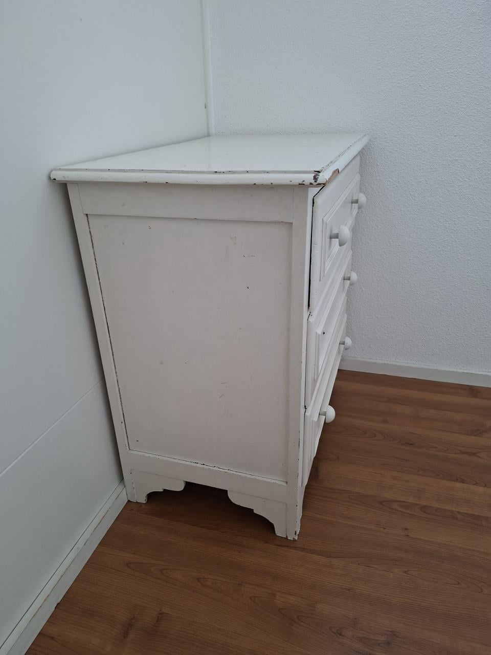 Houten kastje