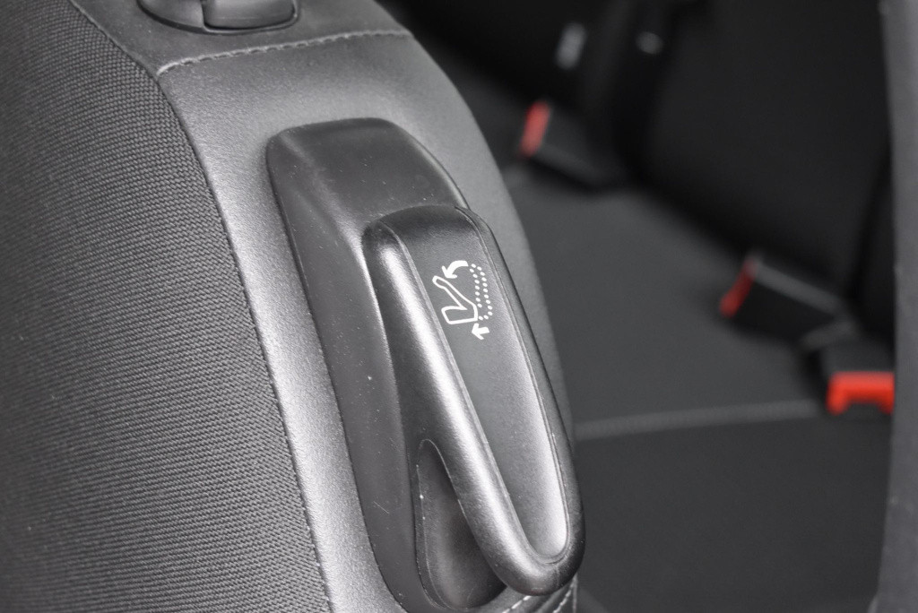 Ds Ds 3 1.2 puretech so chic | cruise control | climate control | navigatie