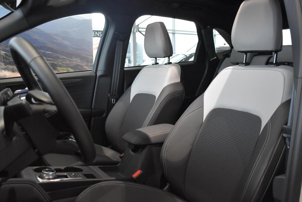 Ford Kuga 2.5 phev sound edition | showroom voorraad | €4000.- korting | pa