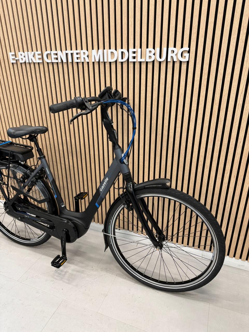 Gazelle Orange C310 HMB Bosch Active Line Pus 53CM 400Wh