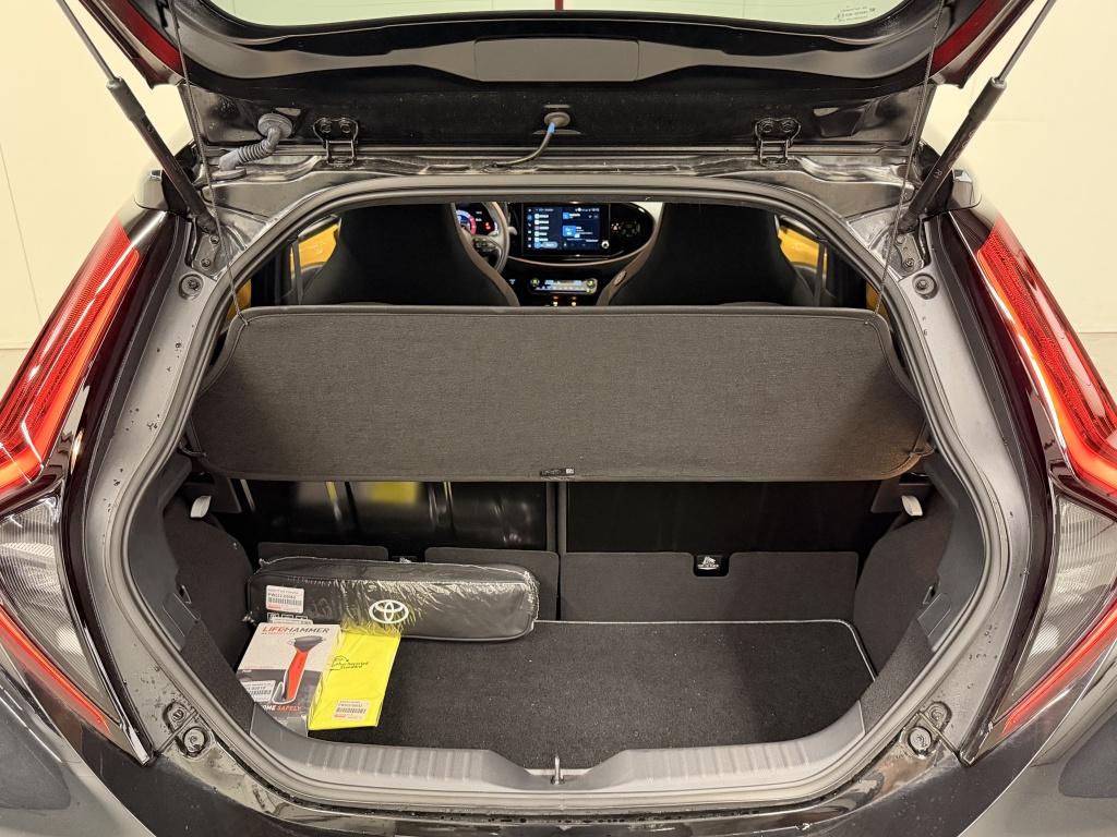 Toyota Aygo x hybrid 115 gr sport