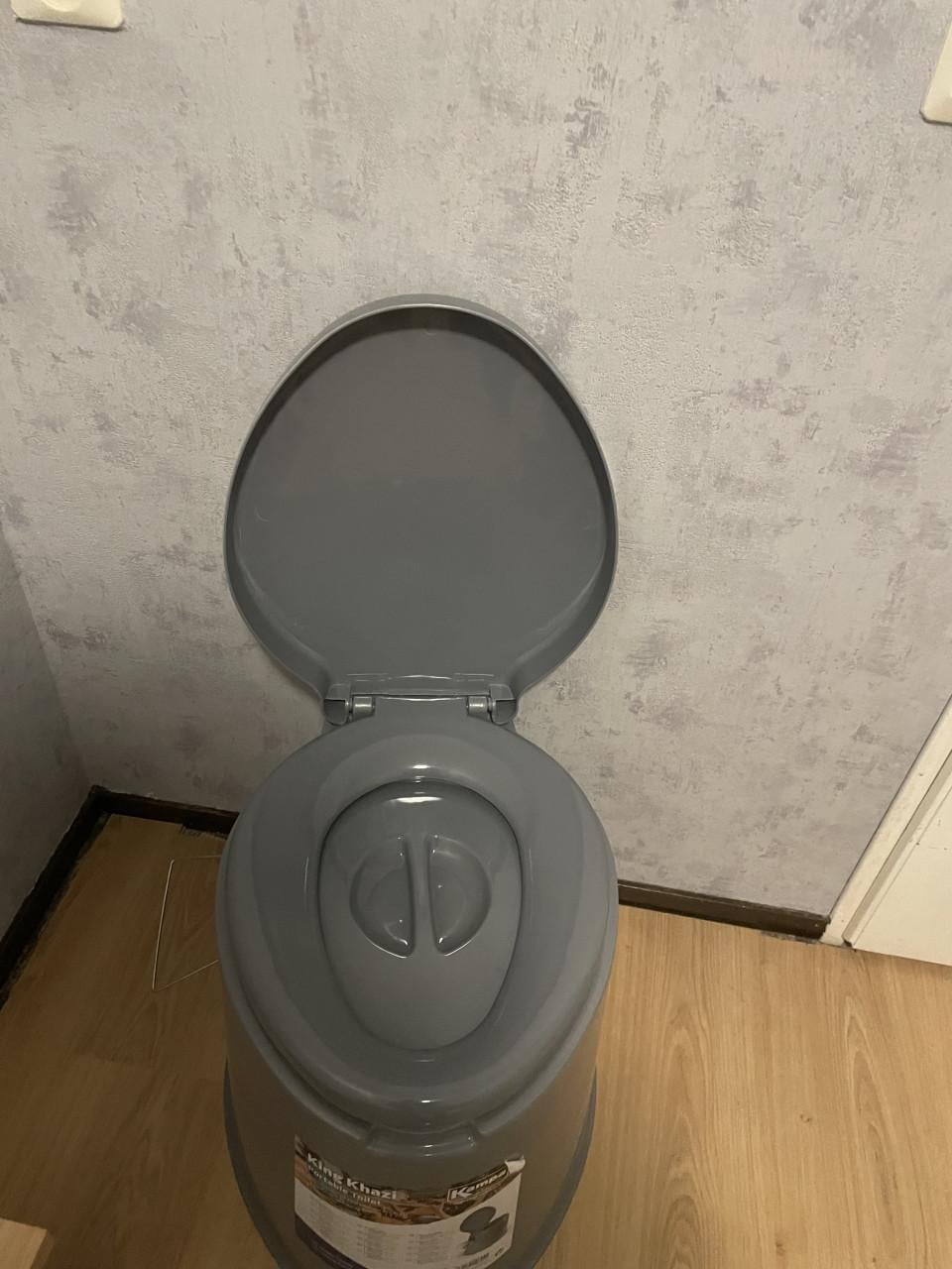 Camper toilet