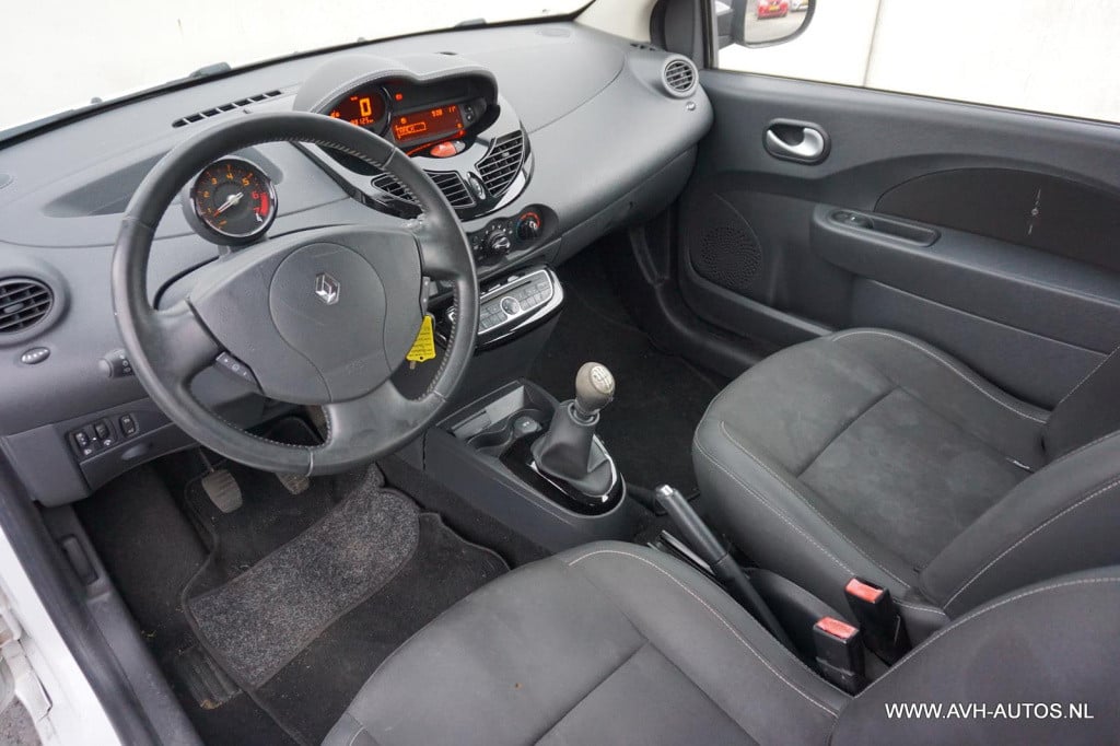 Renault Twingo 1.2-16v night & day