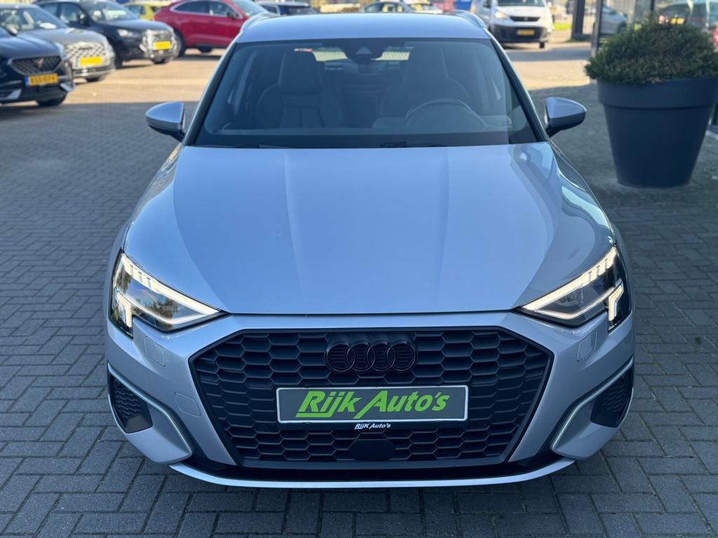 Audi A3 sportback 40 tfsi e advanced edition * matrix led * leder * camera
