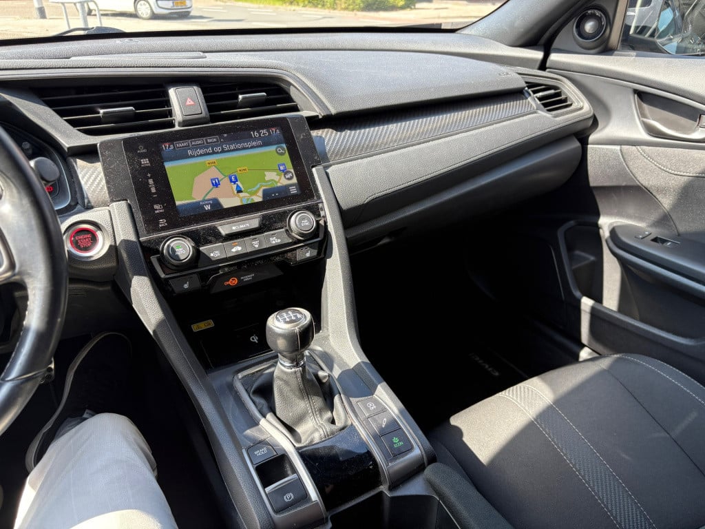Honda Civic 1.5 i-vtec sport plus