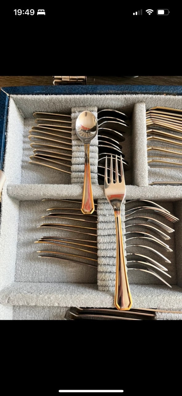 Luxe 113-delige bestekset voor feestdagen
