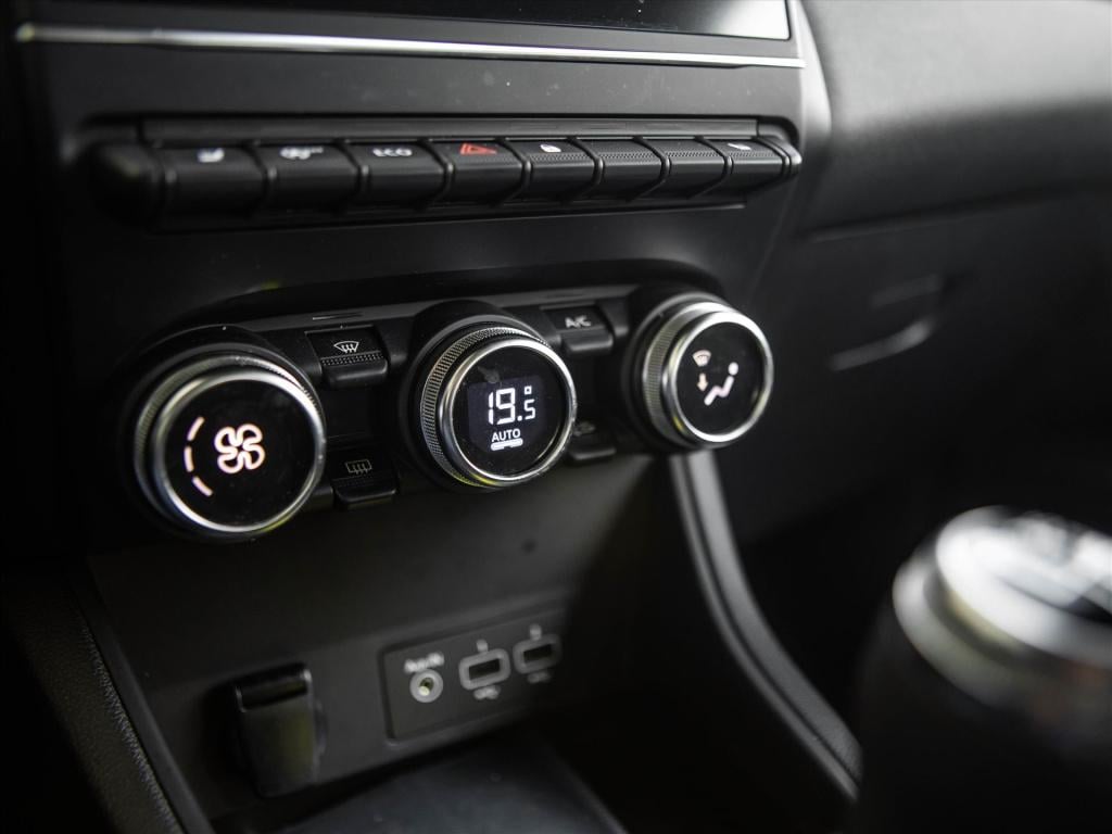 Renault Captur tce 90 zen | cruise & climate control | camera | stoelverwar