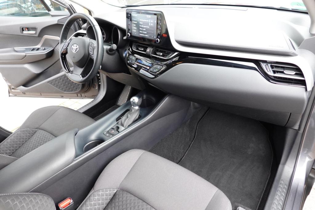 Toyota C-hr 1.8 hybrid active