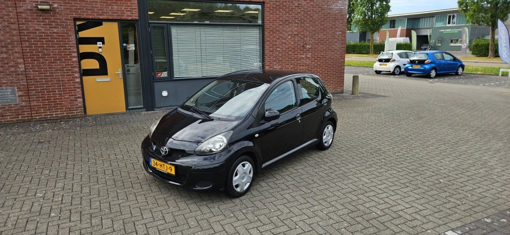 Toyota Aygo 1.0-12v comfort / nl auto / apk 07-2026 / garantie