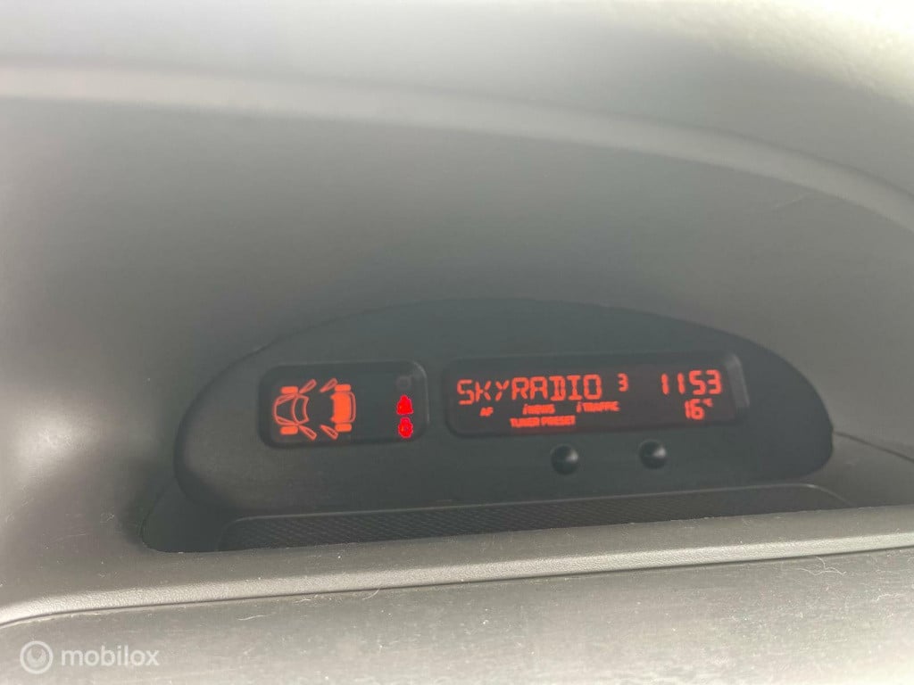 Renault Scenic 1.6-16v expression