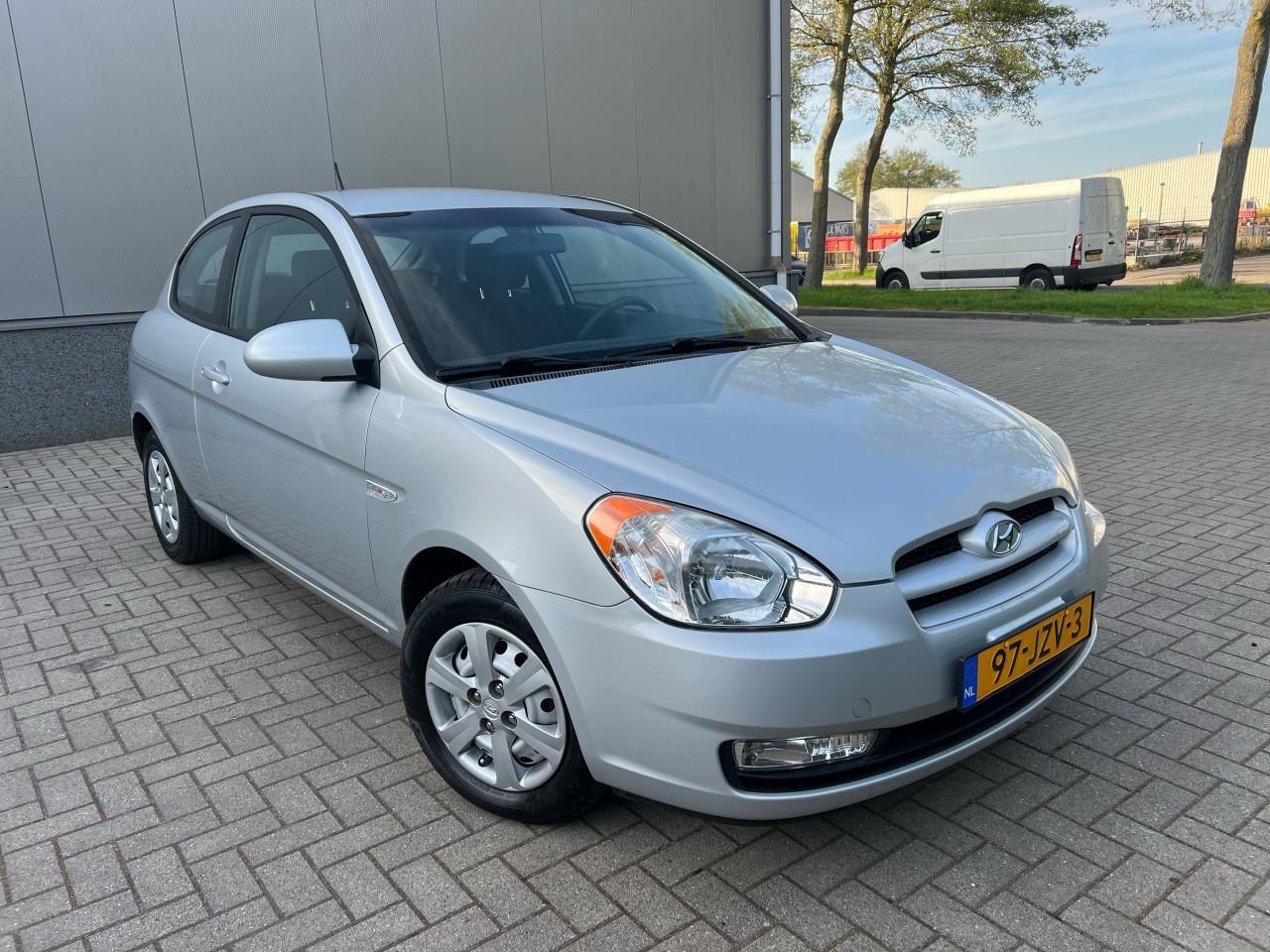 Hyundai Accent 1.4i EK 2008 41.112Km Nap Nieuwstaat