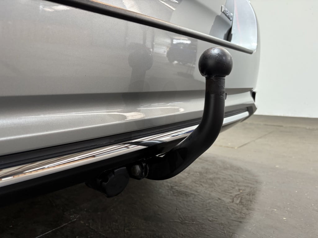 Toyota Auris touring sports 1.8 hybr. dynamic team d | trekhaak | stoelverw