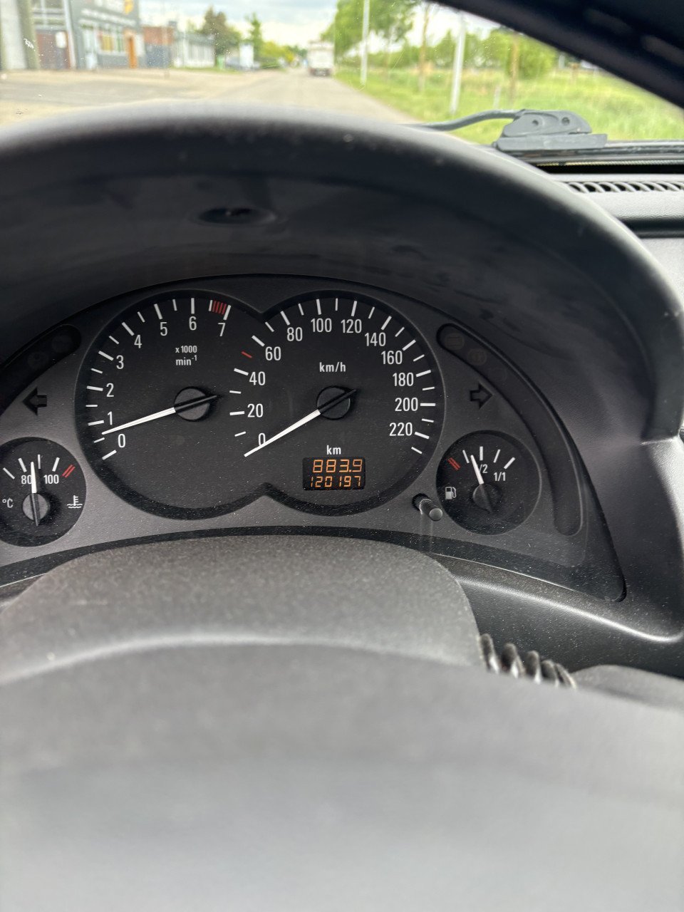 Opel corsa met weinig kilometers!