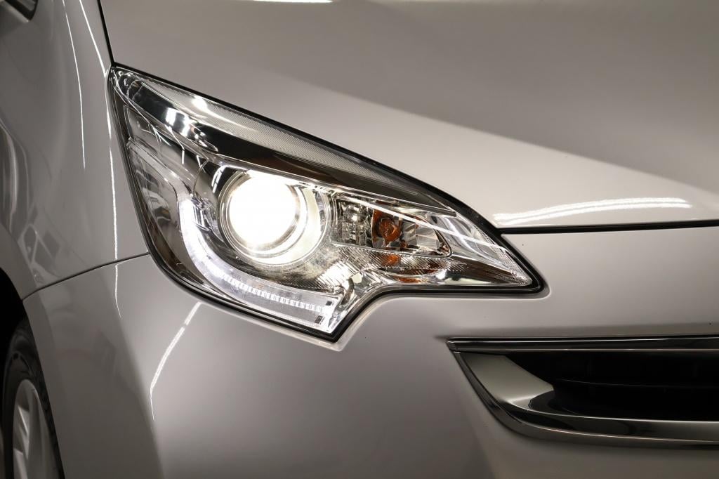 Toyota Verso-s 1.3 vvt-i trend