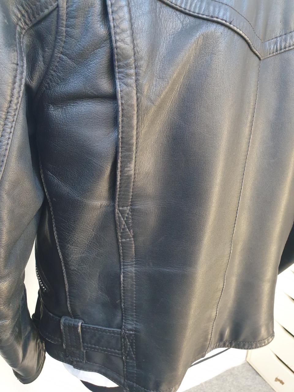 2 stoere bikerjackets.