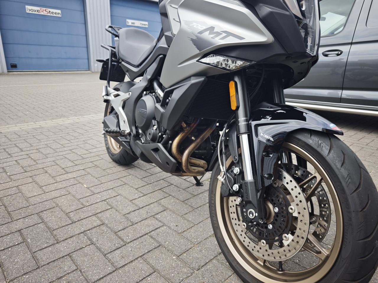 Motor cfmoto 700 mt