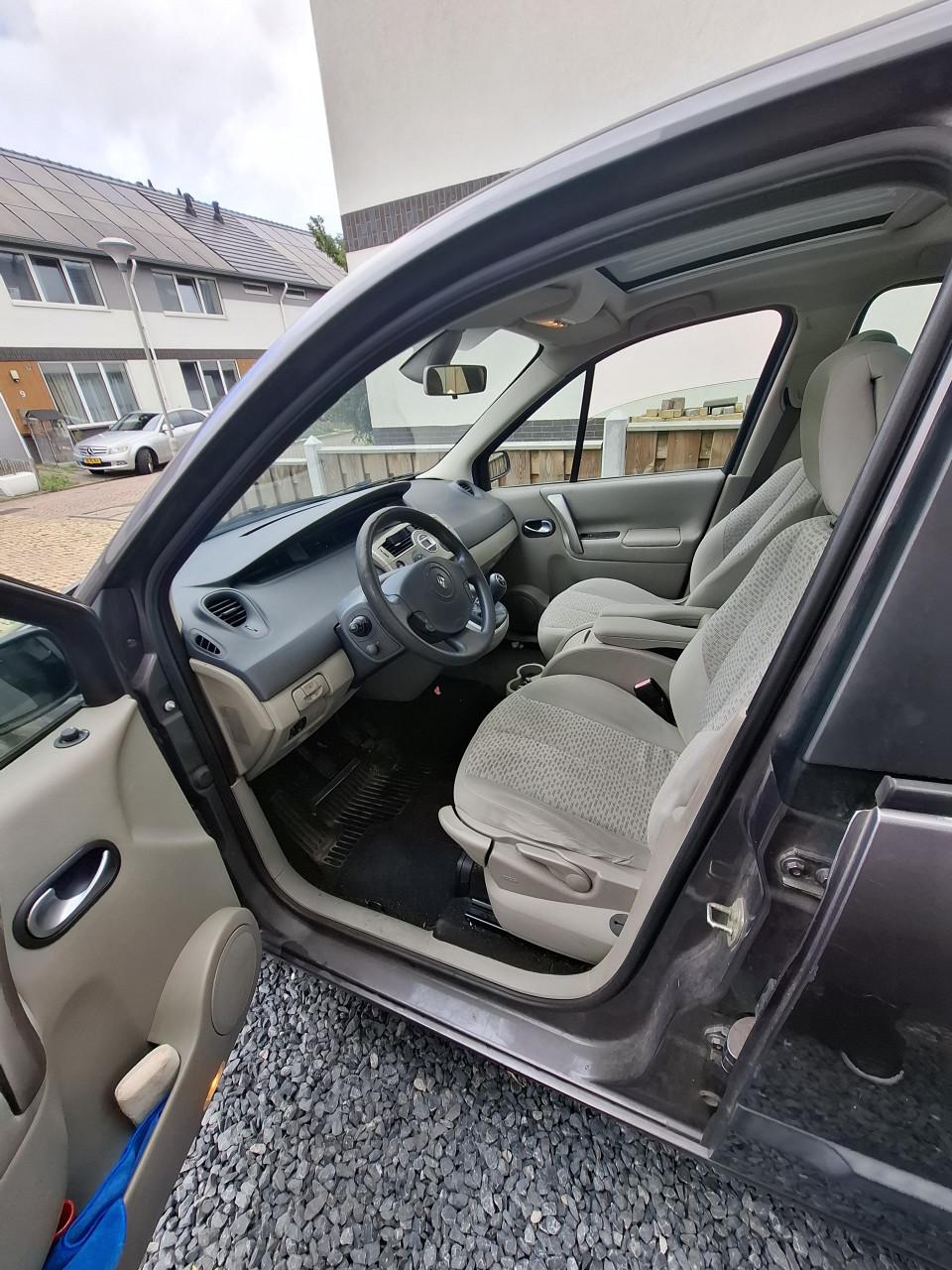 Renault Scenic 1.6 Dynamic comfort 2006