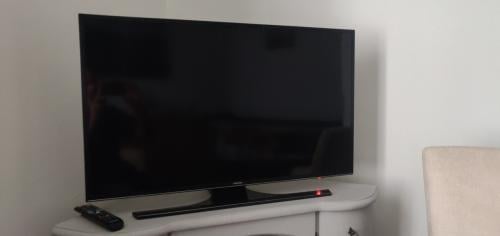 Samsung 40 Inch (102 cm) Smart TV, type UE40JU6445W