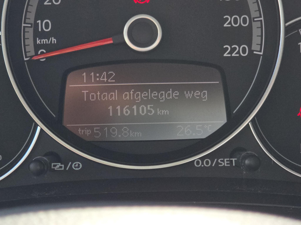 Volkswagen UP! 1.0 bmt high up!
