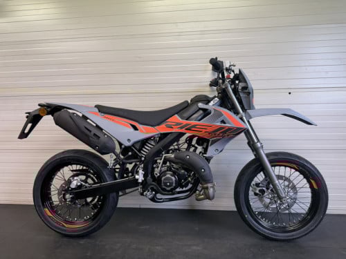 Rieju MRT 50 Grey E5+ het aller nieuwste model nu op voorraad!