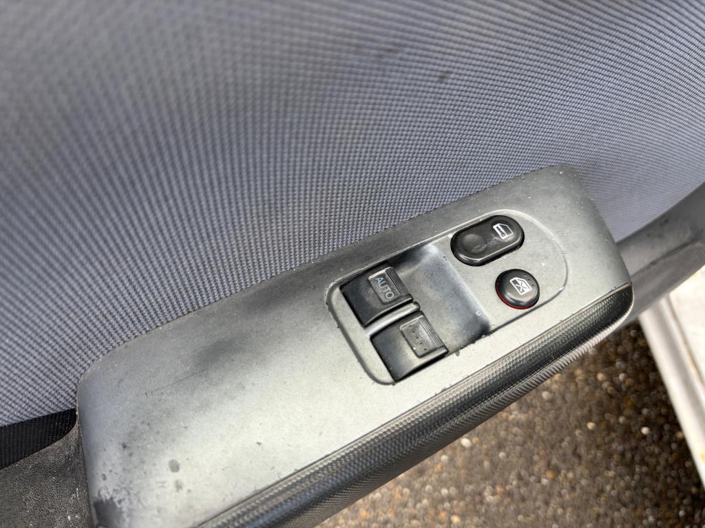 Honda Jazz 1.4 s/inruilkoopje/ rijdt goed/zo mee/