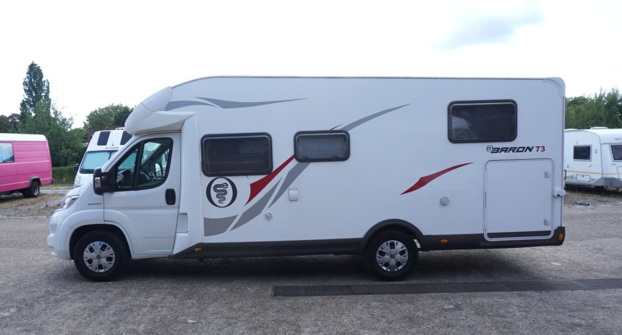 Elnagh Baron 73 uit 2018 met 56.000km in prima staat!