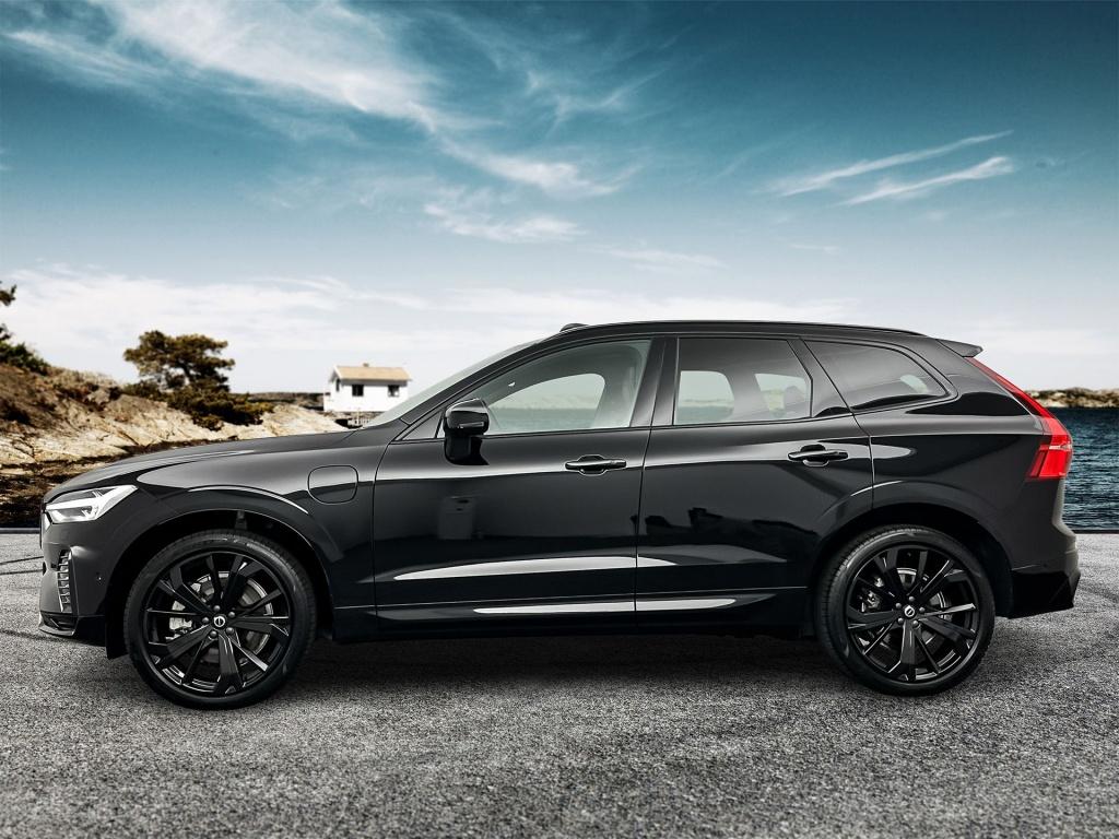 Volvo XC60 t6 398pk recharge ultra black edition| pano| 360camera| trekhaak