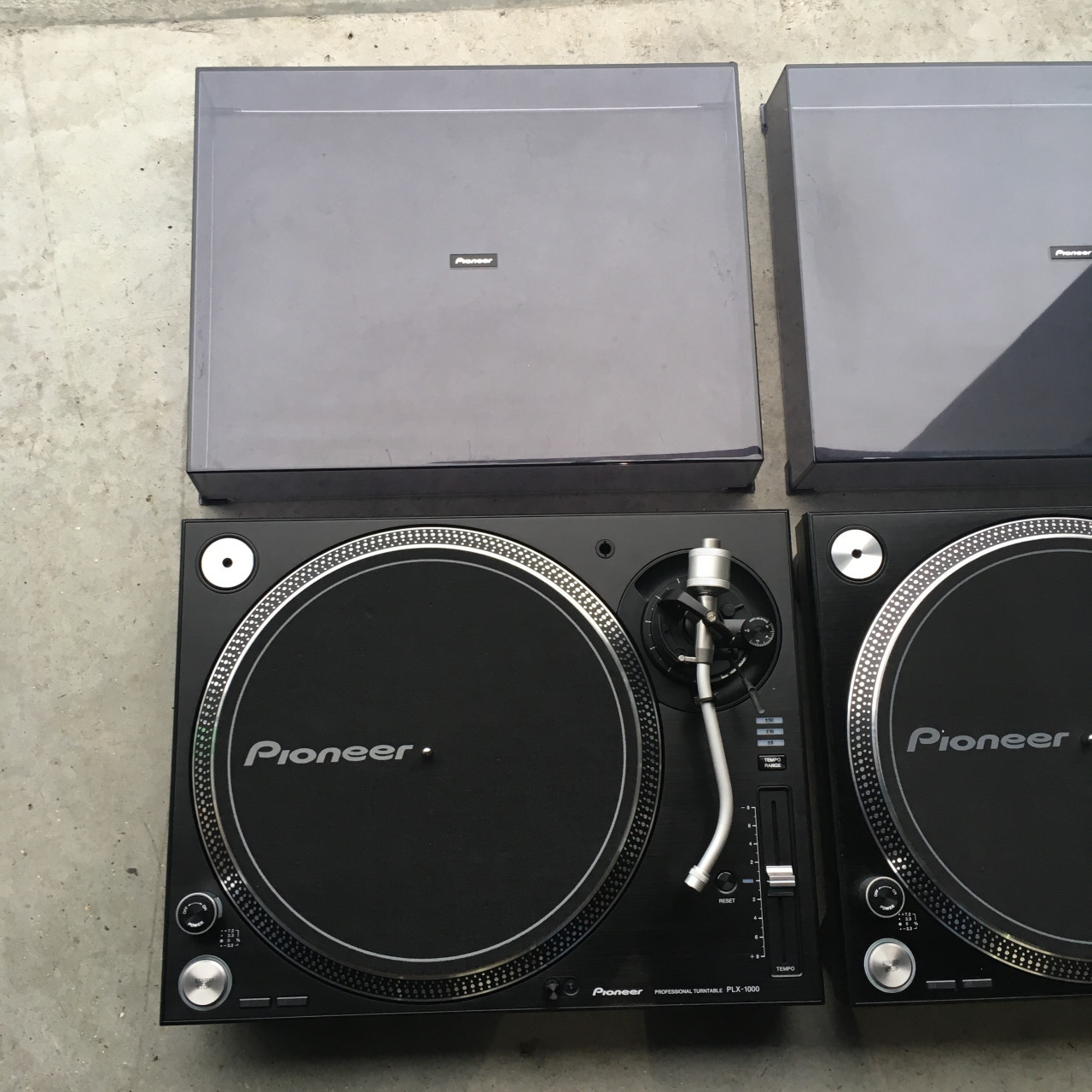 2 x Pioneer PLX 1000 dj draaitafels samen 995 euro SL 1210