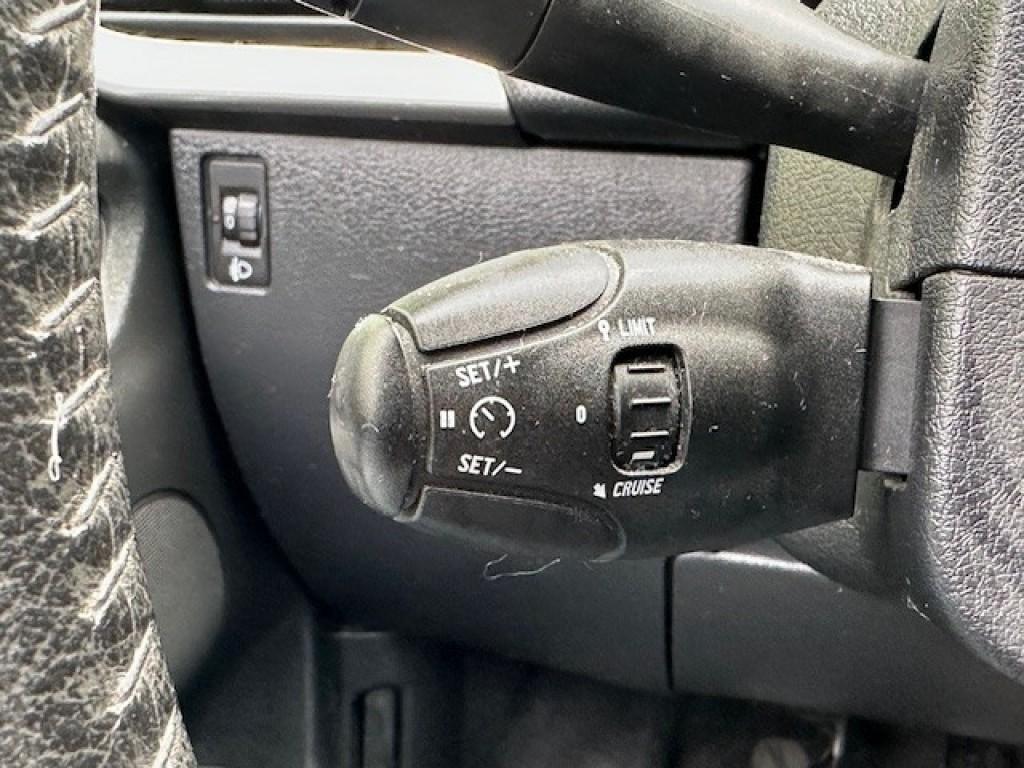 Peugeot 207 1.4 vti xs