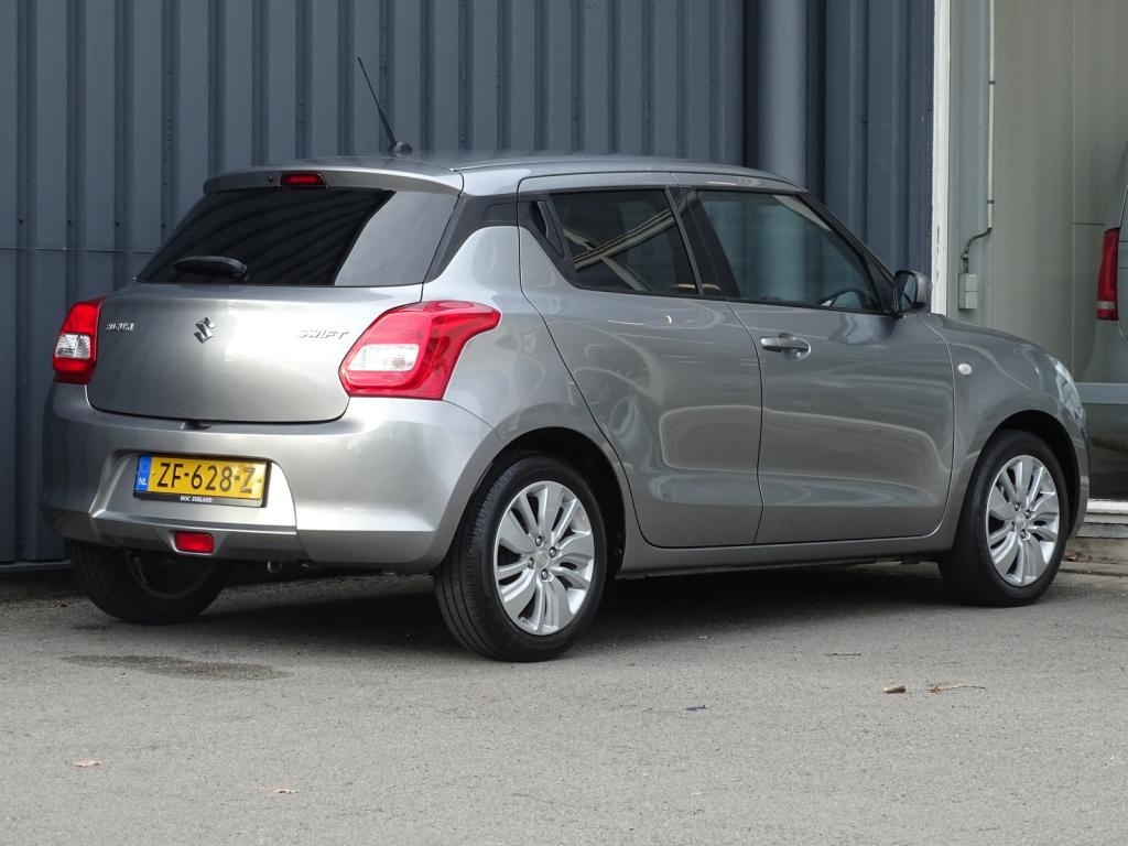 Suzuki Swift 1.2 select automaat | navi | bluetooth