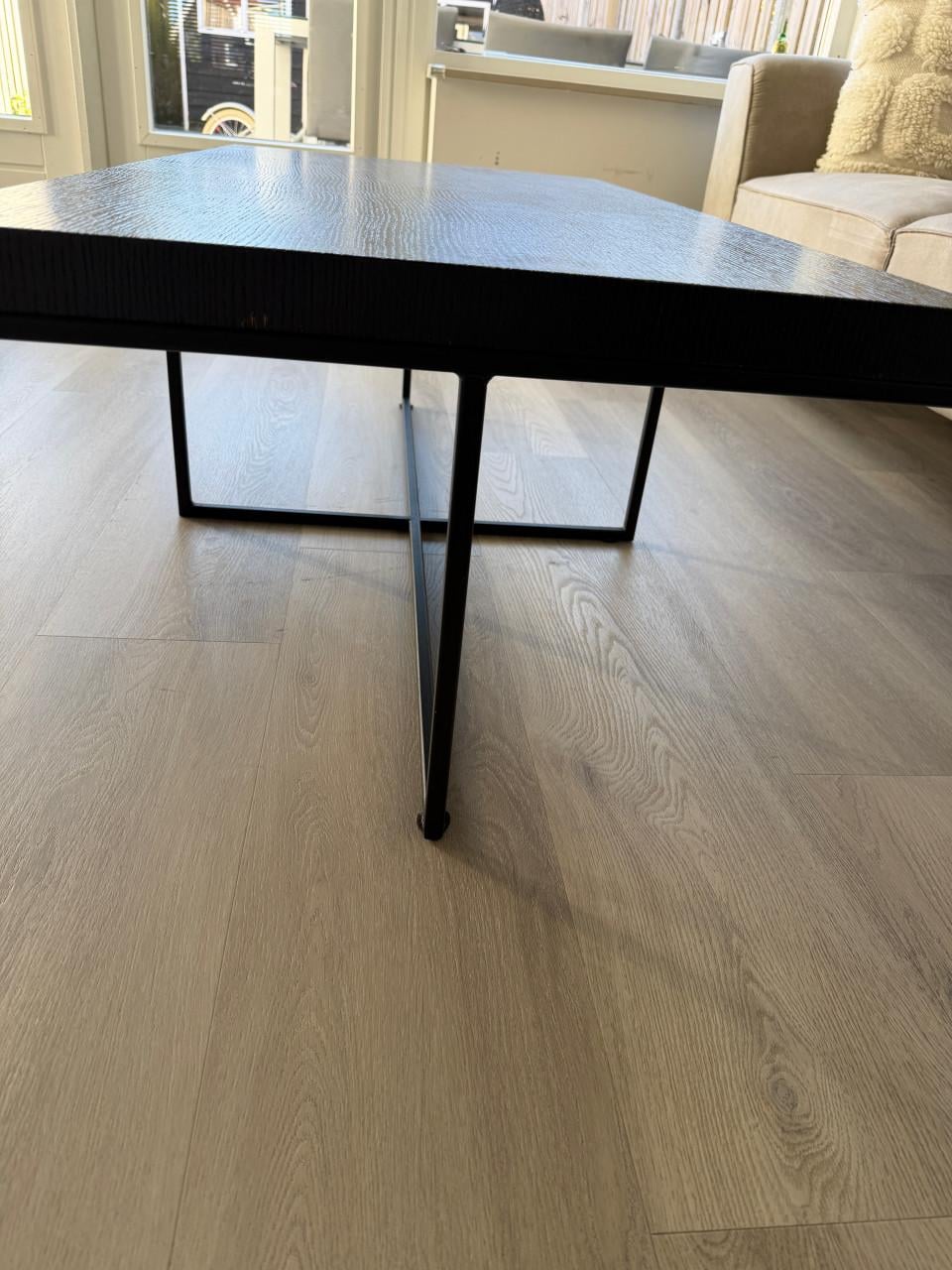 Zwarte salontafel