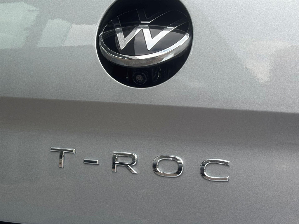 Volkswagen T-roc 1.5 tsi 150pk 7-dsg| carplay| camera|auto park| dode hoek|