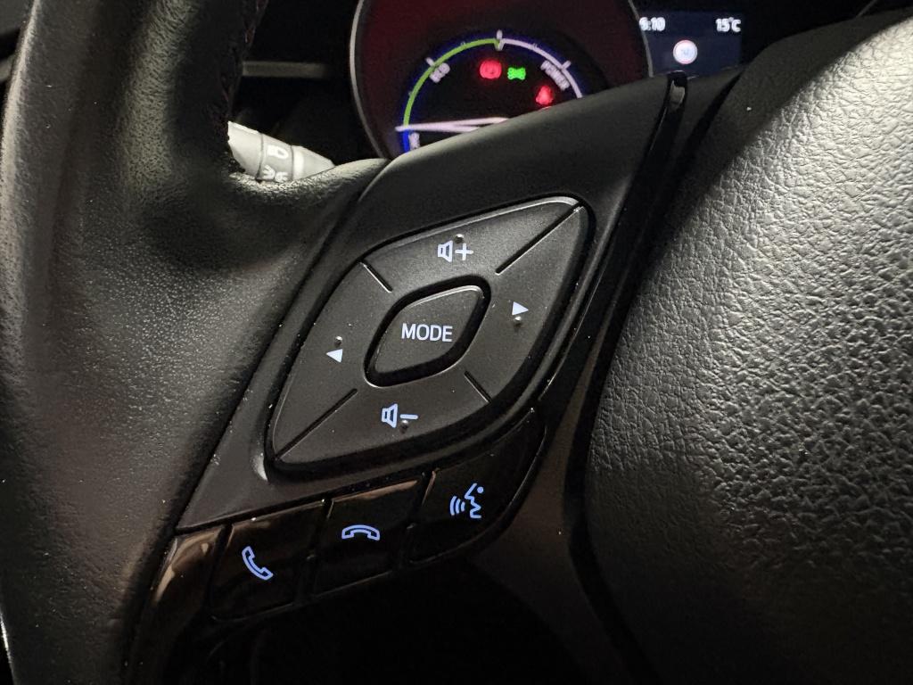 Toyota C-hr 1.8 hybrid style