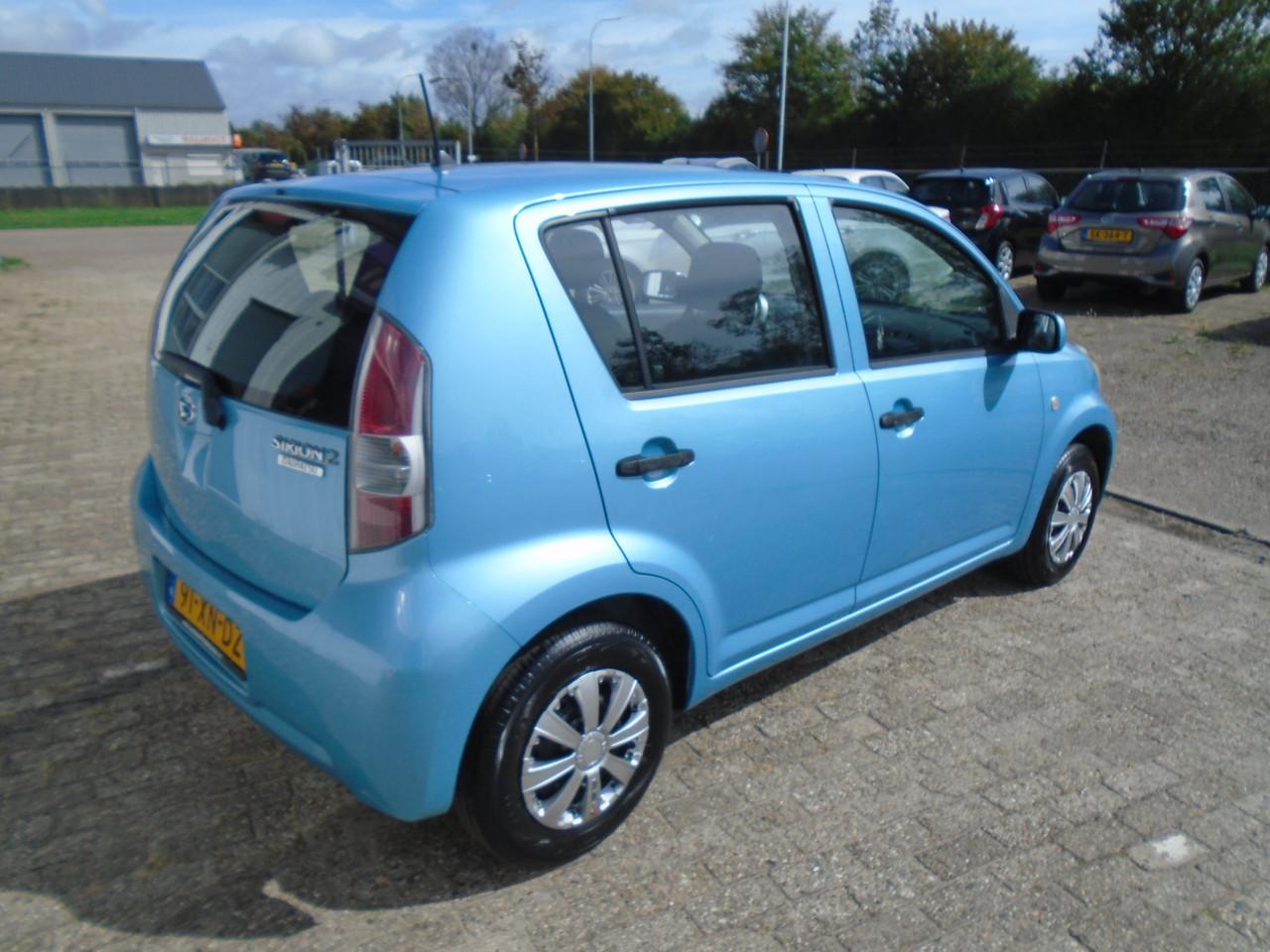 Daihatsu Sirion2